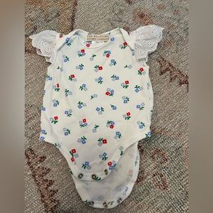 TBBC Wendy onesie, 0-3 flower print
